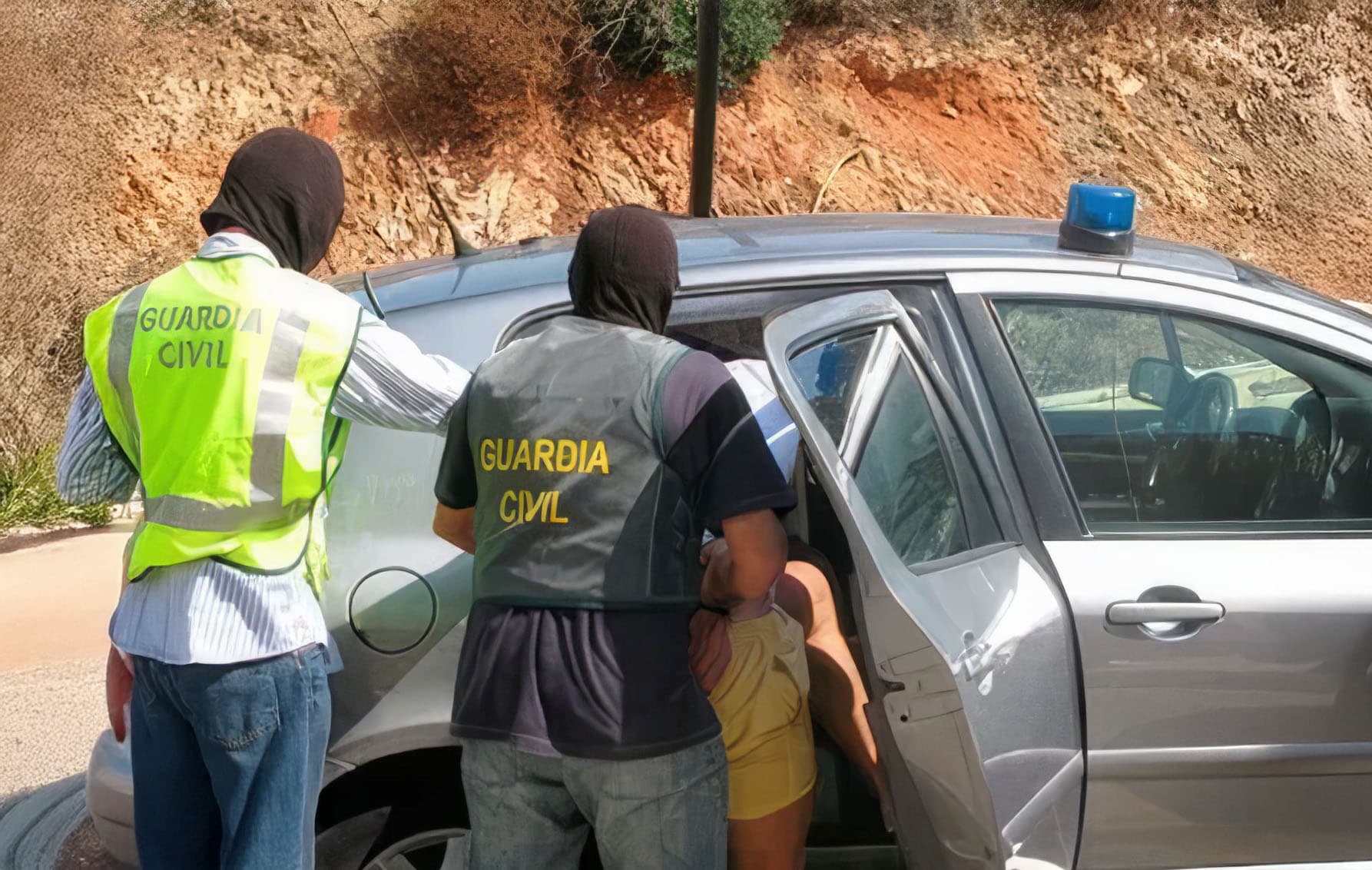 Detenidas dos personas en Morro Jable por una serie de hurtos a turistas mediante técnicas sofisticadas