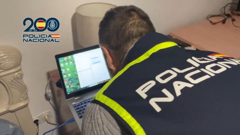 Detenido en Canarias un profesor con menores acogidos en una macrooperación contra la pornografía infantil