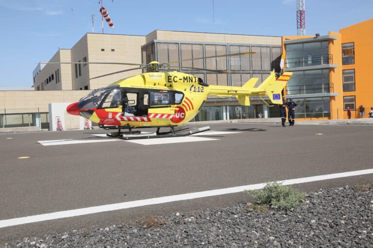 El helicóptero medicalizado con base en Fuerteventura empezará a operar en marzo
