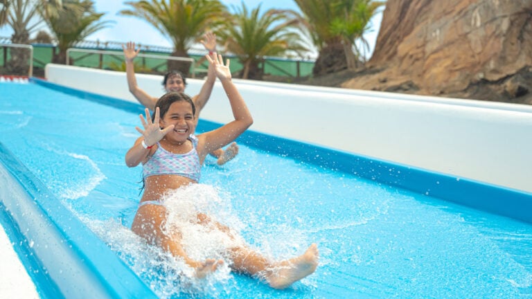 Acua Water Park despide su mejor temporada con más de 100.000 visitantes y una gran fiesta de cierre el 9 de noviembre