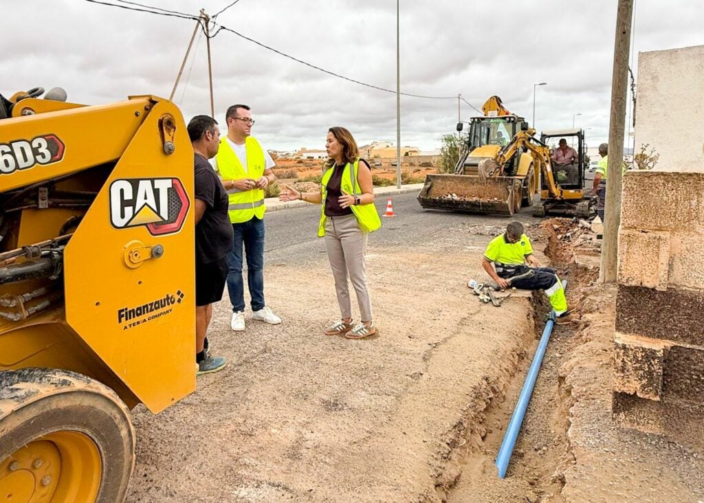 El CAAF renueva más de siete kilómetros de redes de abastecimiento en Antigua para mejorar la eficiencia del servicio