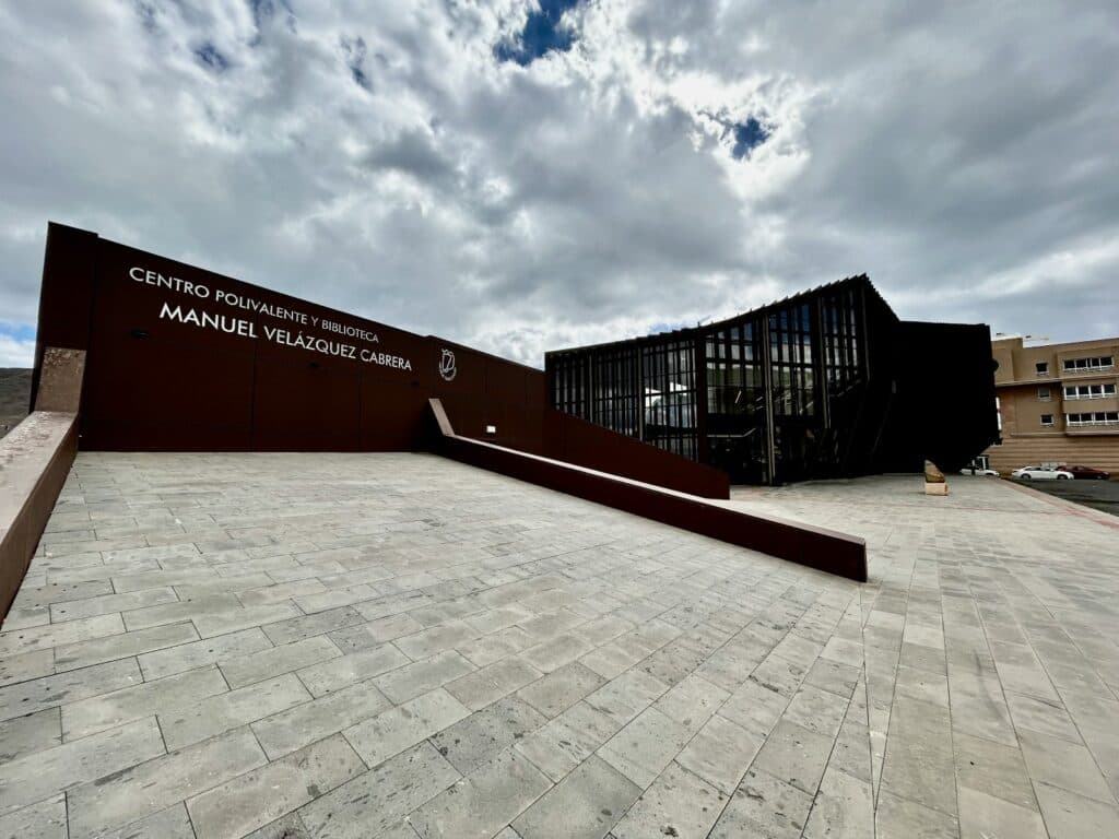 Sergio Lloret exige a Coalición Canaria que desbloquee el equipamiento de la Biblioteca de Gran Tarajal