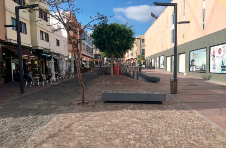 Casi la mitad de las empresas en Canarias son “fantasma”, según Iberinform