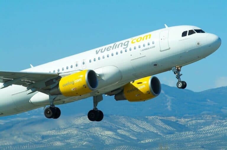 Vueling refuerza su presencia en Canarias con más de 2 millones de asientos para el invierno de 2025
