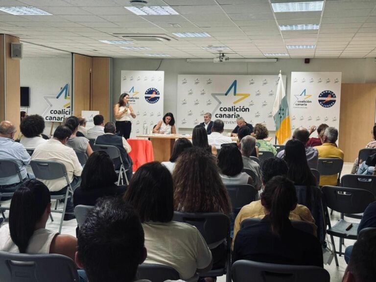 Clavijo defiende la gestión del Ejecutivo y destaca avances en vivienda, agua y sanidad en Fuerteventura