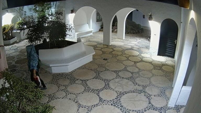 Detenida en Morro Jable una mujer por robar 4.000 euros en objetos y dinero en una vivienda