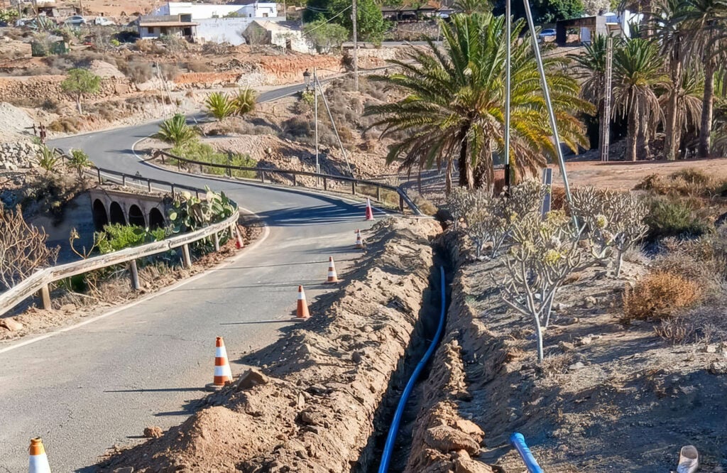 El CAAF avanza en la mejora del abastecimiento en Betancuria con 2.000 metros de nuevas tuberías ya instaladas