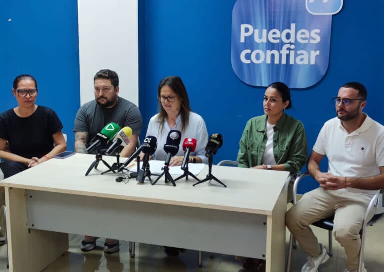 El PP de Tuineje fuerza el pulso político: exige la dimisión del gobierno, pedirá al Estado su disolución y advierte de 3,5 millones en facturas pendientes