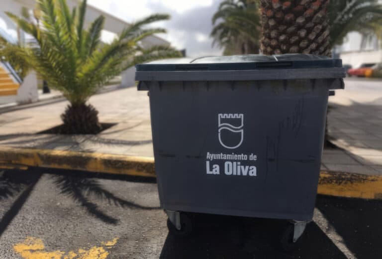 La Oliva intensifica la vigilancia y sensibilización para mejorar la limpieza en calles y espacios públicos