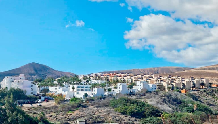 Esquinzo se prepara para una mejora integral de viales y espacios públicos