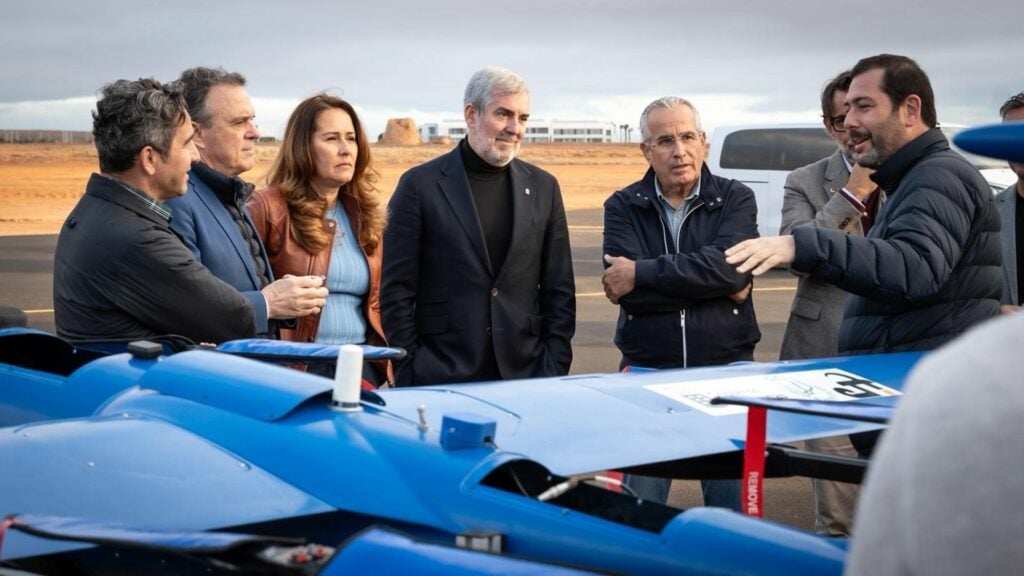 Clavijo destaca el liderazgo europeo de Canarias Stratoport en aviación no tripulada desde Fuerteventura