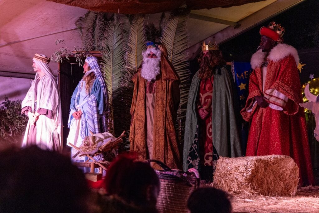 La Lajita revive la auténtica Noche de Belén en una cabalgata mágica que emociona y hace historia