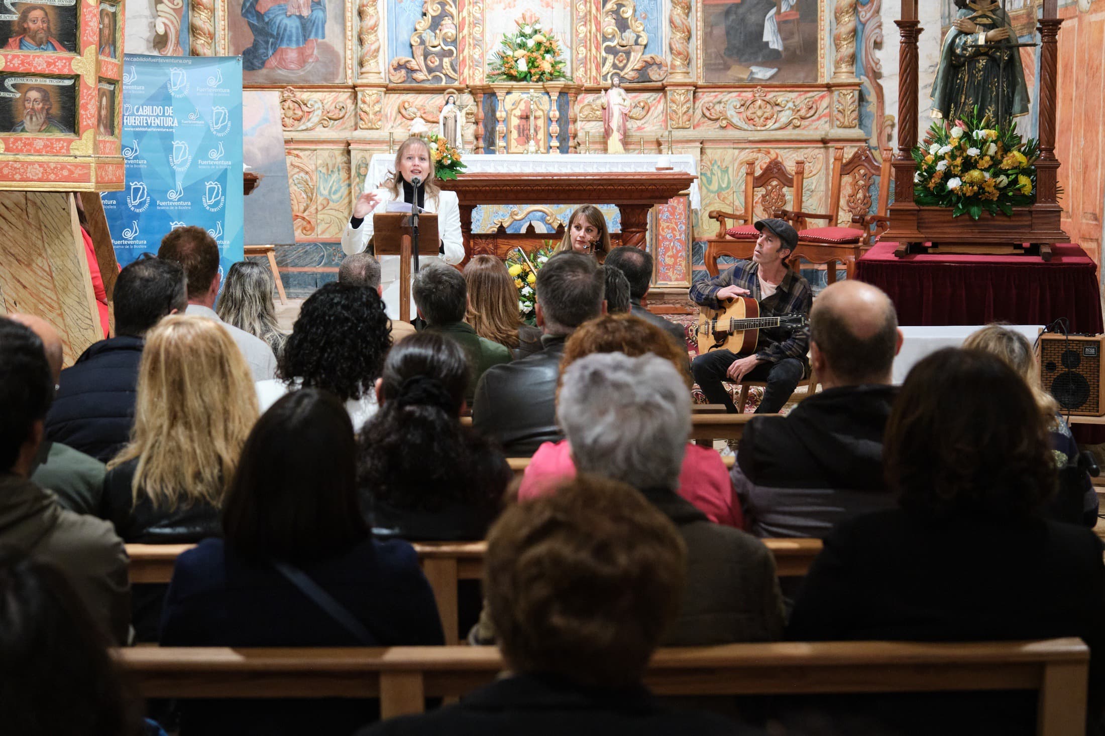 Entrega de premios del III Concurso y Certamen Literario ‘Doctor Mena’ para reconocer el talento literario en Canarias