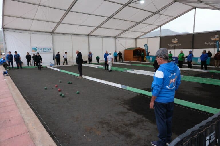 Éxito de la III Concentración para Veteranos de la Bola Canaria del Cabildo y la Federación Insular