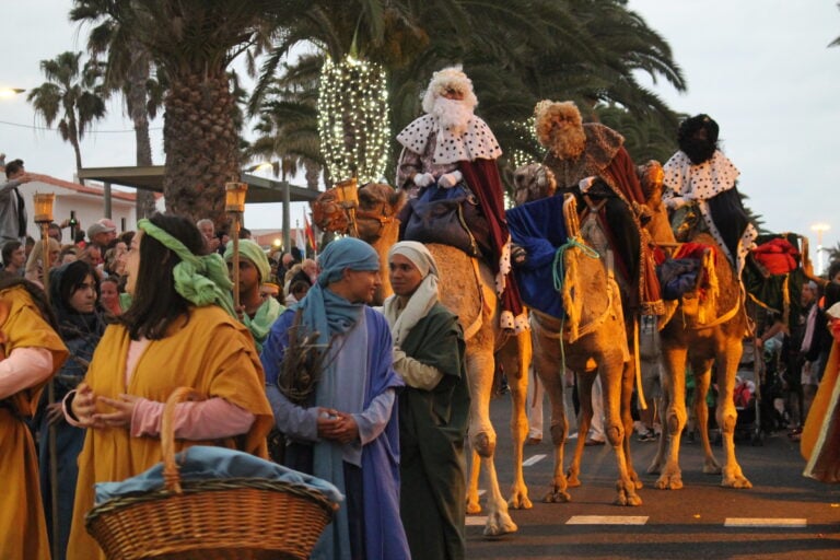 Sus Majestades los Reyes Magos recorrerán Antigua y Caleta de Fuste sobre glamurosos camellos
