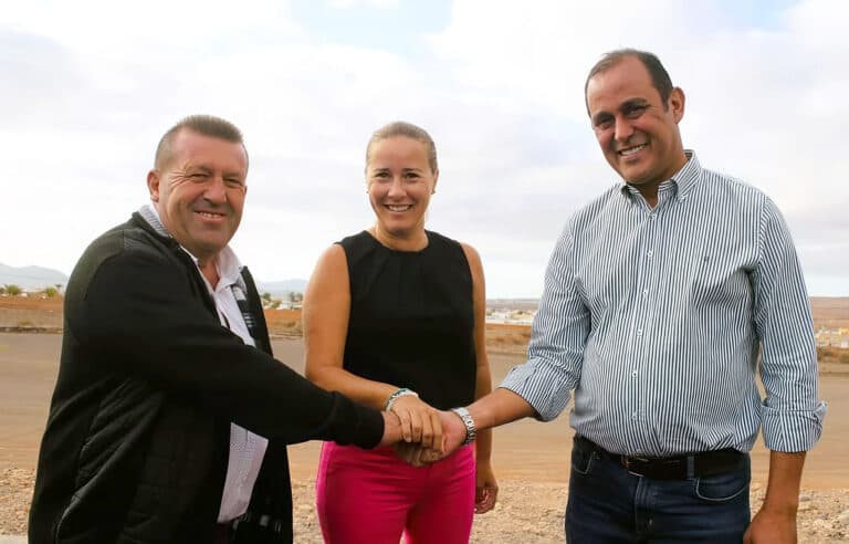 El PSOE respalda la estabilidad del Cabildo tras el cese de Peña y defiende su gestión en el sector primario