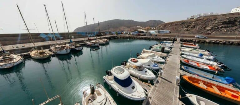 El puerto de Gran Tarajal aspira a la Bandera Azul por primera vez