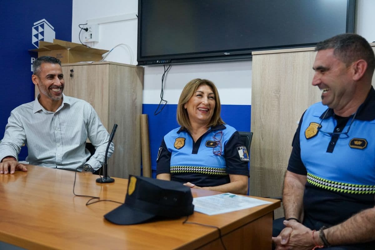 Olga Esther González se jubila tras 38 años de servicio como pionera de la Policía Local en Fuerteventura