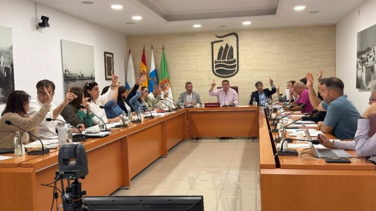 Puerto del Rosario cierra 2025 con una ejecución presupuestaria del 74,8% y un remanente de 26,8 millones de euros