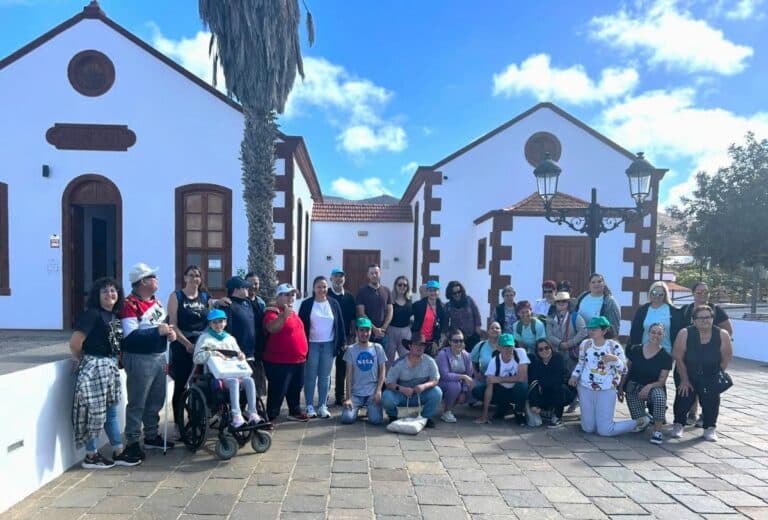 Puerto del Rosario impulsa la inclusión social con el programa ‘Rutas Saludables’