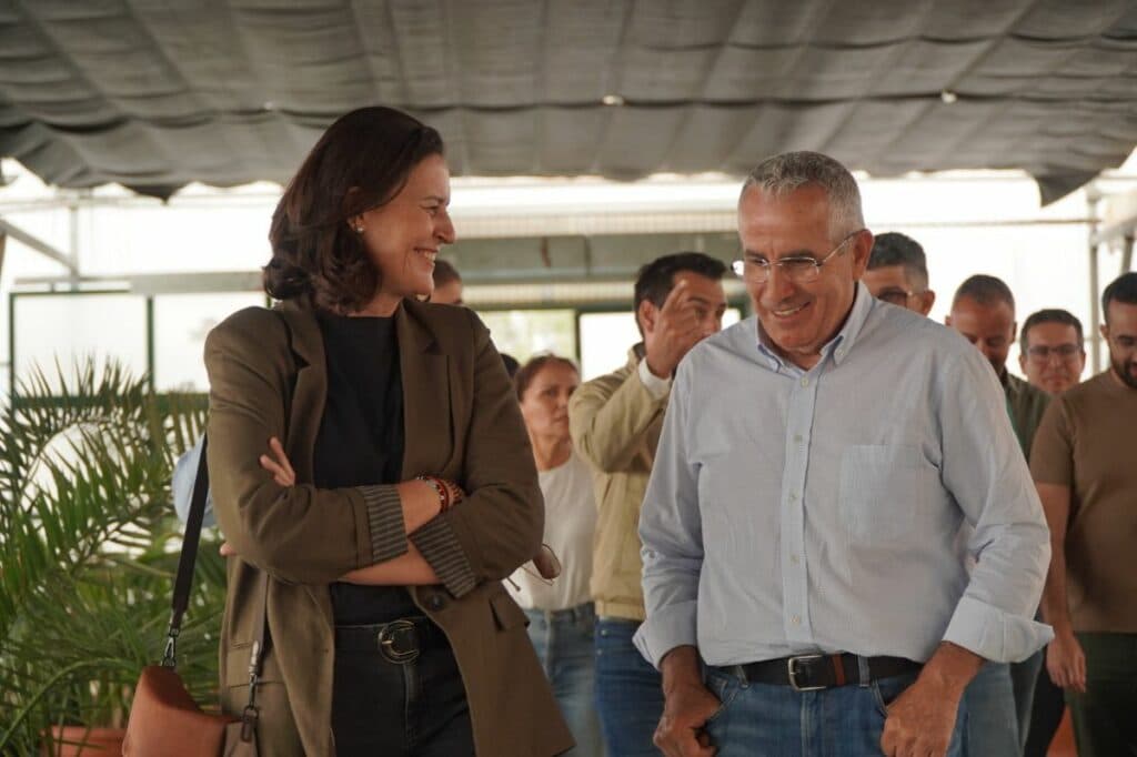 «No se puede improvisar con el suelo agrario»: AM-CC defiende en FEAGA la protección del territorio frente a las multinacionales eléctricas