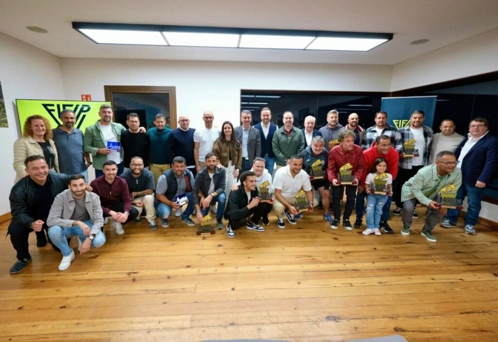 Entrenadores de fútbol y fútbol sala de Fuerteventura