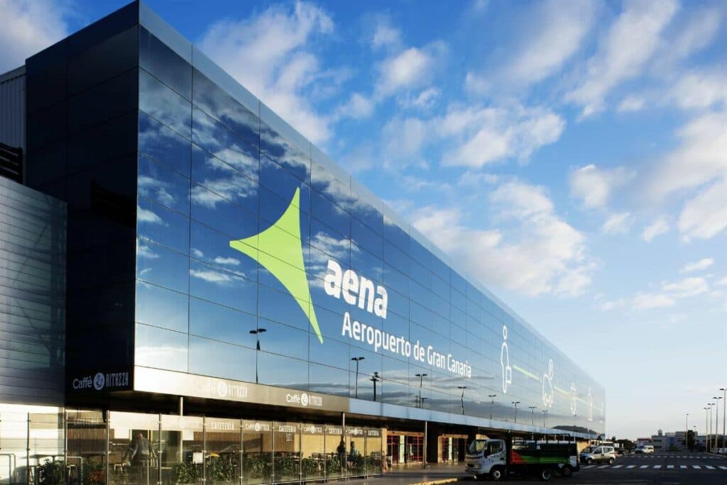 Los aeropuertos canarios operarán casi 5.000 vuelos durante el puente de mayo