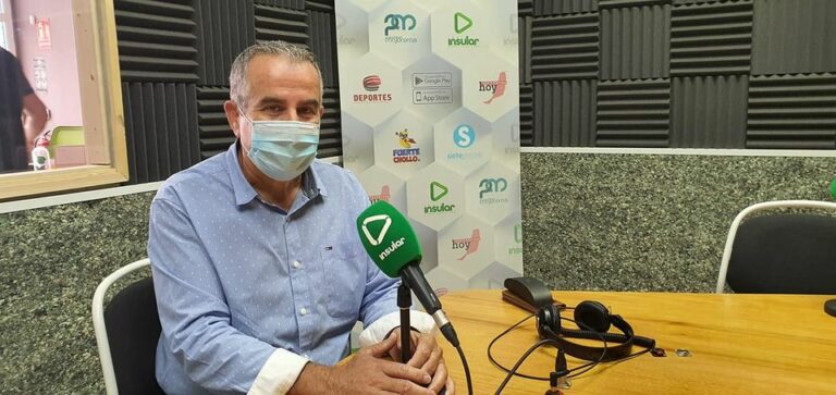 «Sanidad deja pasar tres meses más sin contratar la instalación del búnker de Oncología»
