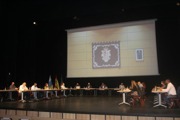 Blas Acosta convoca a todos los partidos políticos para elaborar los nuevos presupuestos para 2021