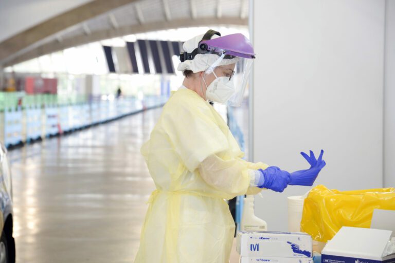 Canarias recibirá 20,6 millones de la UE por la compra de equipos de protección frente a la Covid-19