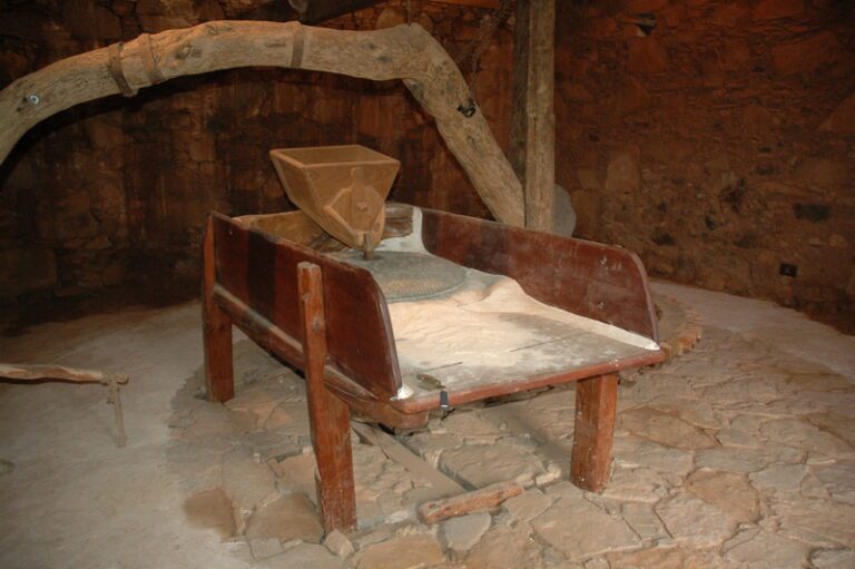 Un centenar de alumnos conocen el patrimonio cultural de Pájara