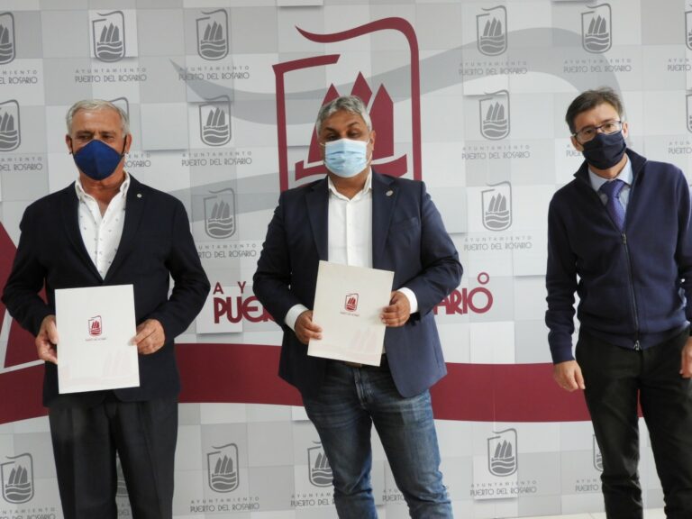 Convenio entre Puerto del Rosario y la Cámara de Comercio para la formación digital de empresas