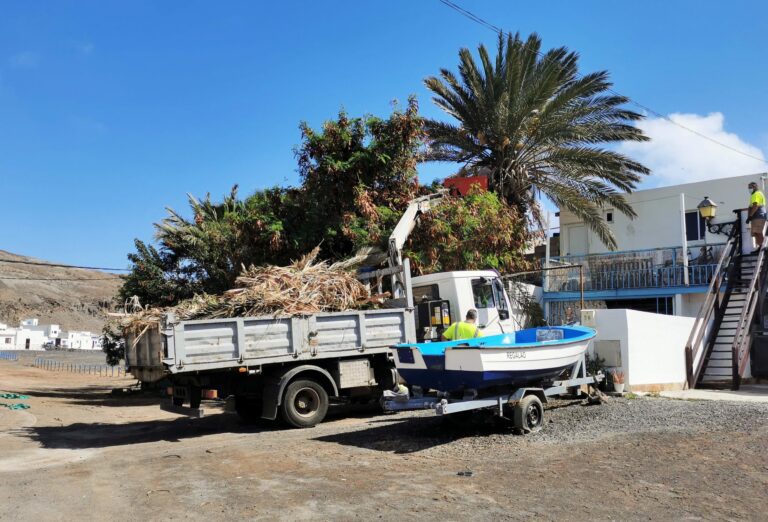 El Ayuntamiento ejecuta la limpieza y embellecimiento de Pozo Negro