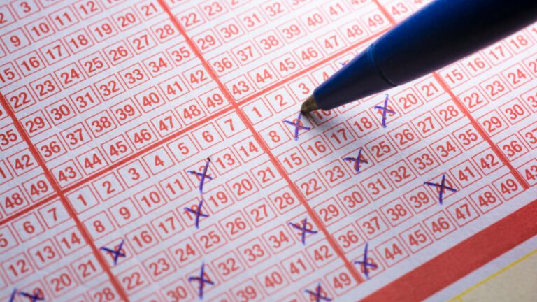 La Primitiva deja un premio de 1,6 millones de euros en La Oliva