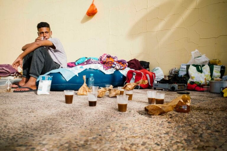 La Asociación Arenas Marroquí asegura que Cruz Roja se niega a readmitir al migrante expulsado