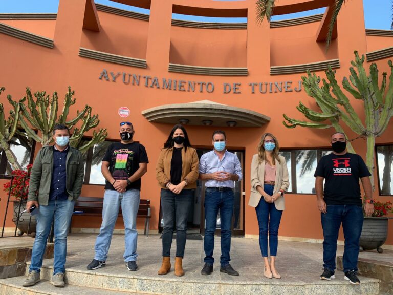 Tuineje se reúne con la Asociación de Campistas de Fuerteventura