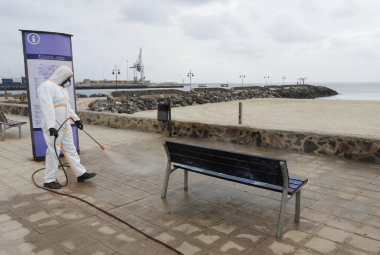 Juan Jiménez pide «mayor contundencia» en la lucha contra la Covid-19