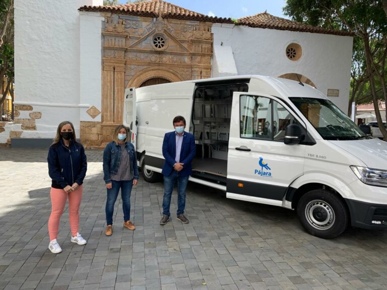 Pájara adquiere un nuevo vehículo para el servicio de pintura de carreteras