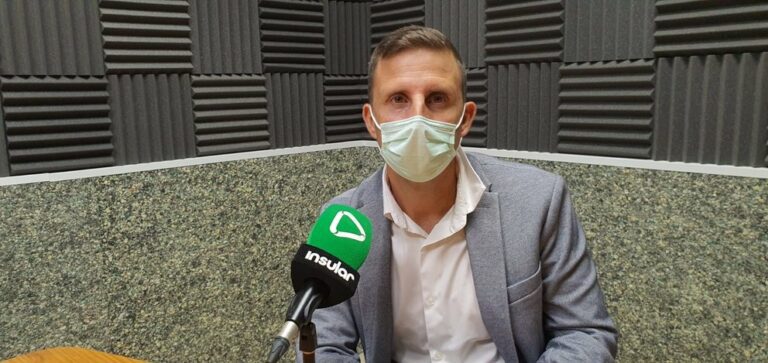 Algunos compañeros de partido «no me dejaron» participar en una rueda de prensa en la sede