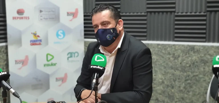 El mensaje del PSOE a Rafael Perdomo: «32 años siendo cabeza de lista a la Alcaldía son suficientes»