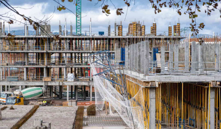 La vivienda se encarece un 12,5 % en el último año y supera por primera vez los 2.000 euros/m² en Canarias