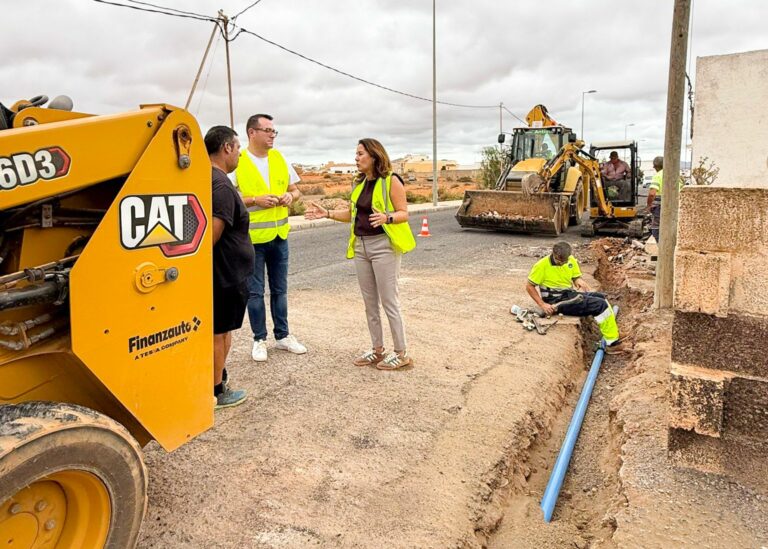 El CAAF renueva más de siete kilómetros de redes de abastecimiento en Antigua para mejorar la eficiencia del servicio