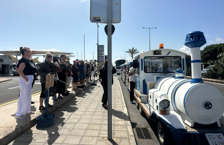 Puerto del Rosario inicia la temporada de cruceros 2025-2026 con la iniciativa “Discover Puerto”