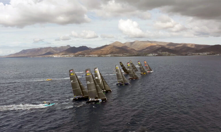 Velocidad y táctica en Fuerteventura: el Team Aqua domina la primera jornada de la 44Cup Marina Jandía