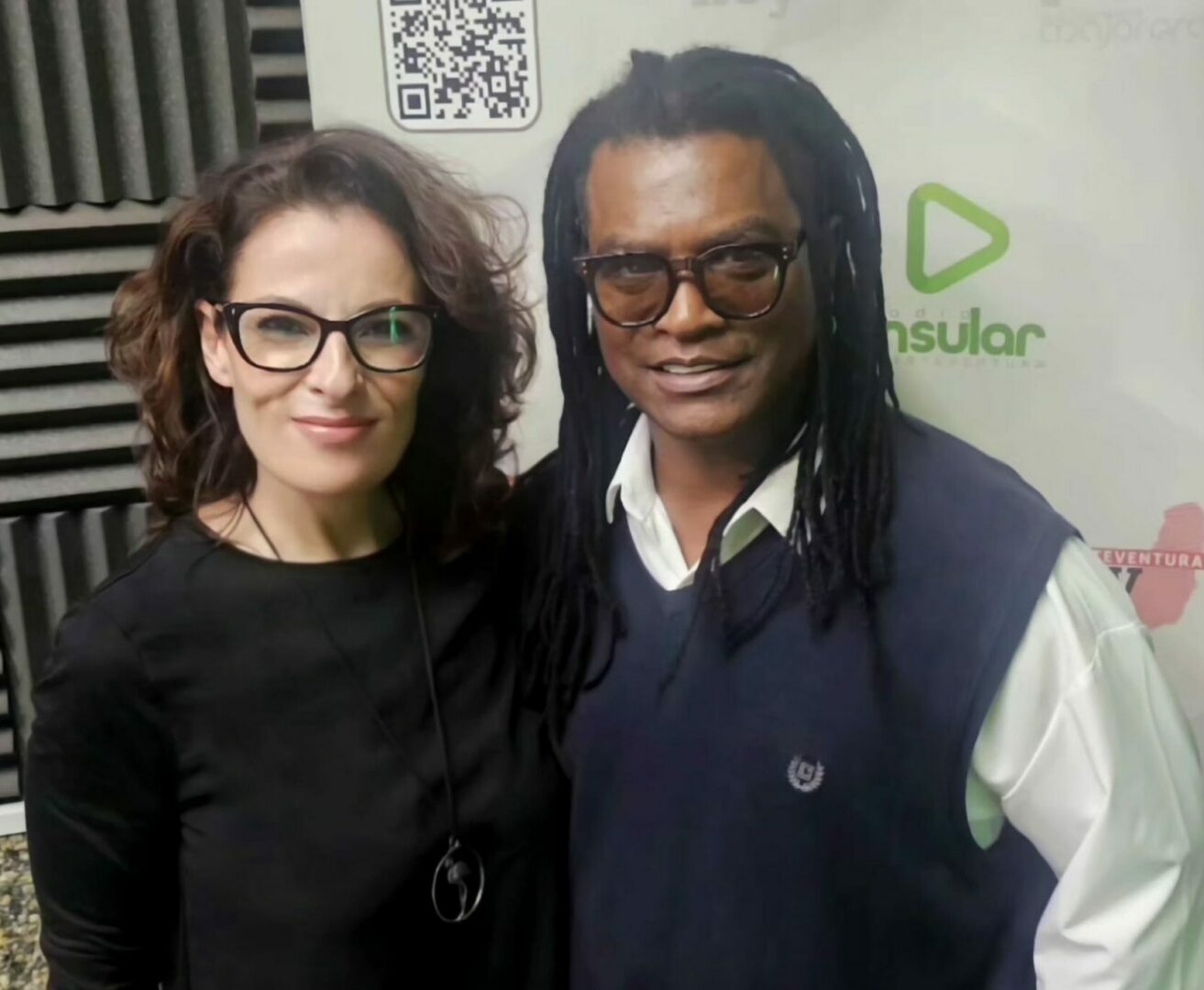 Mayito Rivera, exvocalista de Los Van Van, habla con Pilar López de su concierto en el Festival Son de Aquí y Allá